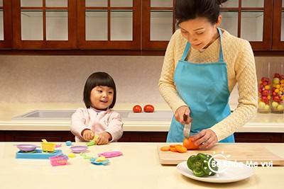 Những Điều Mẹ Cần Tránh Khi Nấu Ăn Cho Trẻ